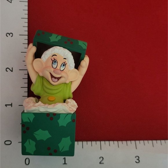 Hallmark Snow White & Dopey Dwarf Set of 2 Ornaments Anniversary Edition 1997 - Picture 11 of 12
